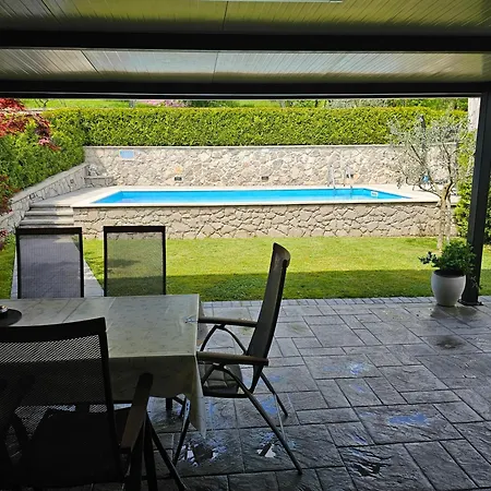 Kos * Lupoglav (Istria)